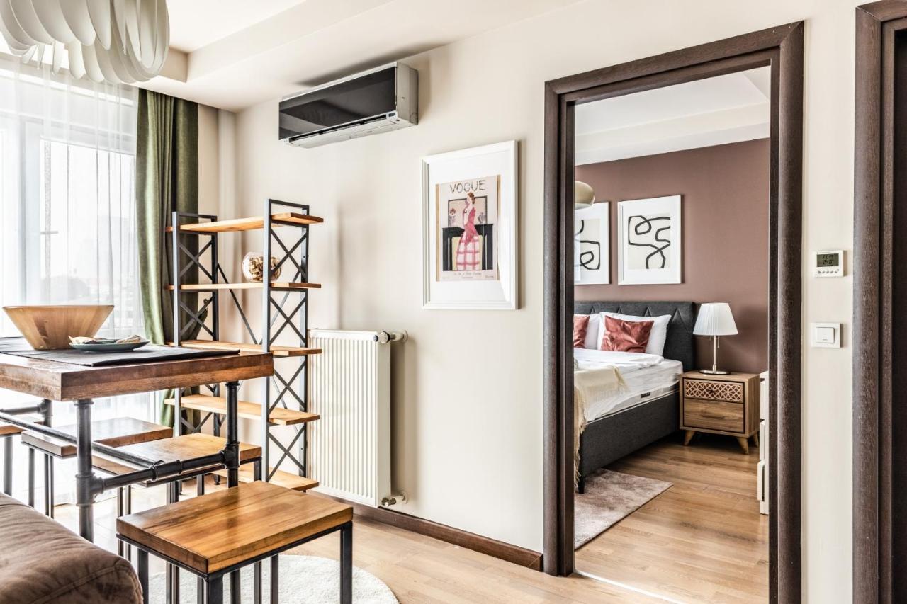 Chic Flat With Location In Sisli Appartamento